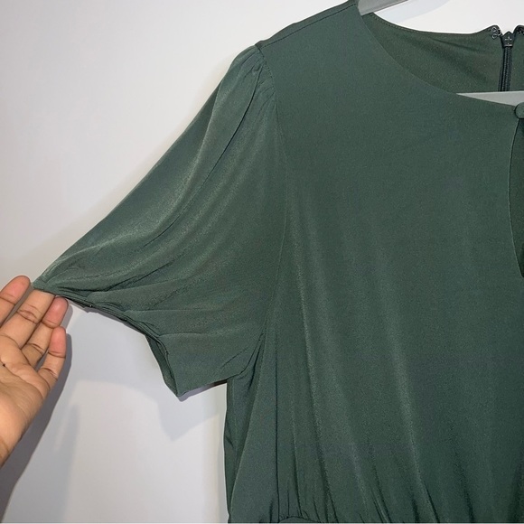 LOFT Green Short Sleeve Fit & Flare Mini Shift Dress - Picture 7 of 10